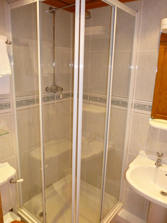 Somerton House Hotel Локърби Стая снимка